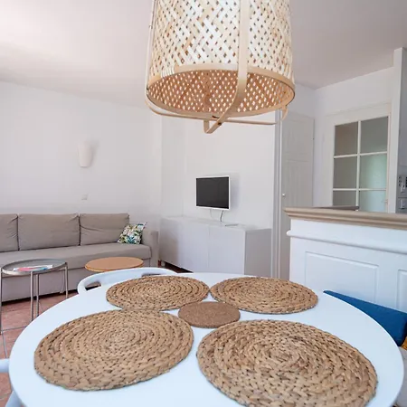 Smartstay Ocean - *